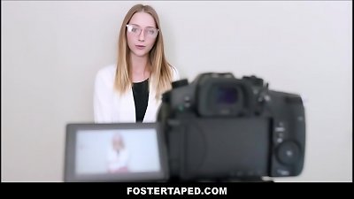 Petite Blonde Teen Foster Stepdaughter Macy Meadows Family Threesome With Big Tits MILF Foster Stepmom Alexis Zara And Dad